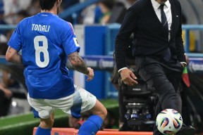 完美体育运营中心-关于意大利在欧预赛中大获全胜，强势晋级的信息