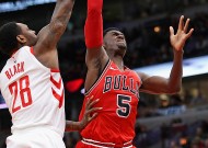 完美体育官网-包含熱火控卫屡破对手，成为队内得分王的词条