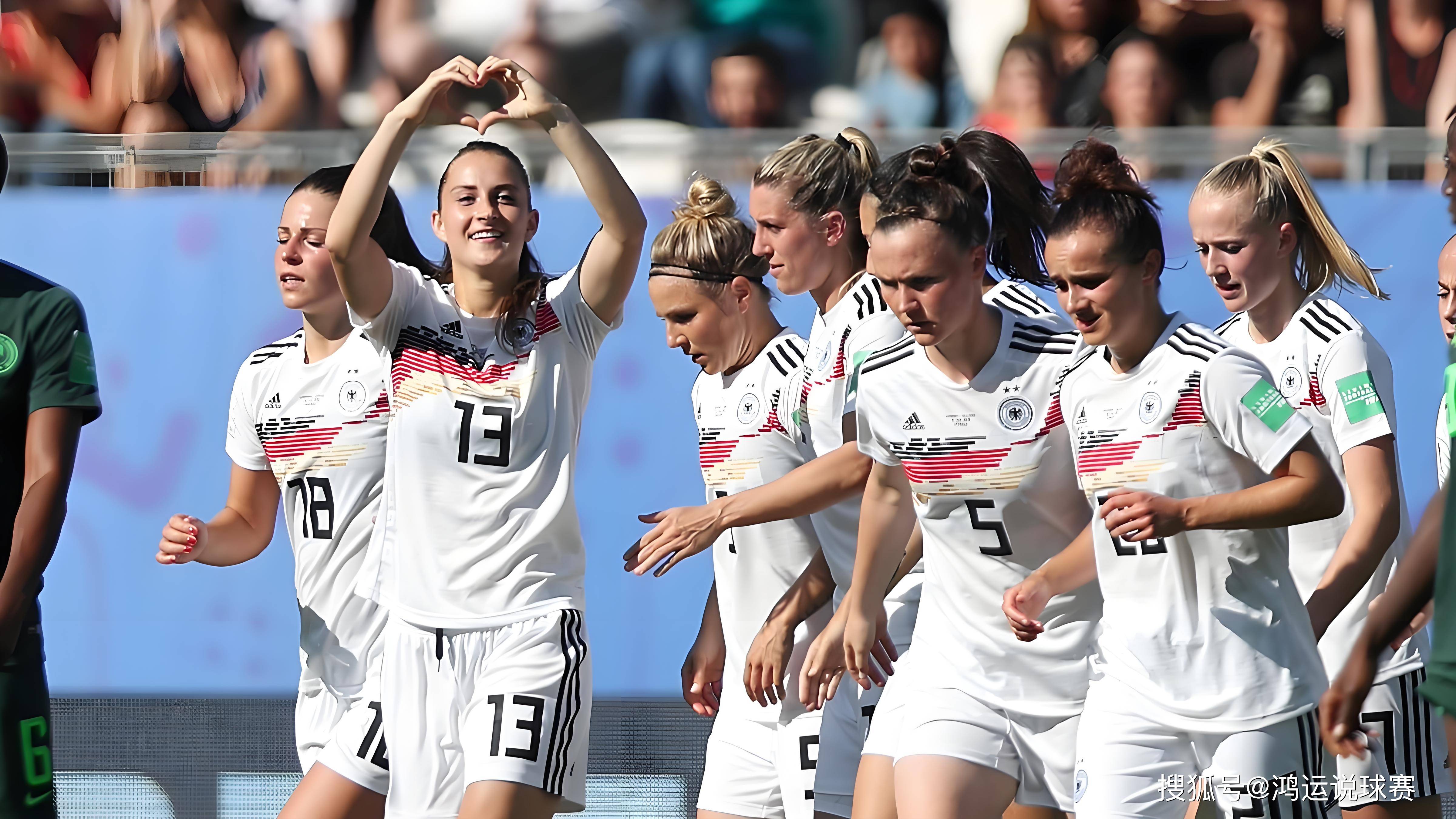 完美体育品牌-德国女足队在热身赛中表现不俗击败对手 第2张 完美体育品牌-德国女足队在热身赛中表现不俗击败对手 第2张