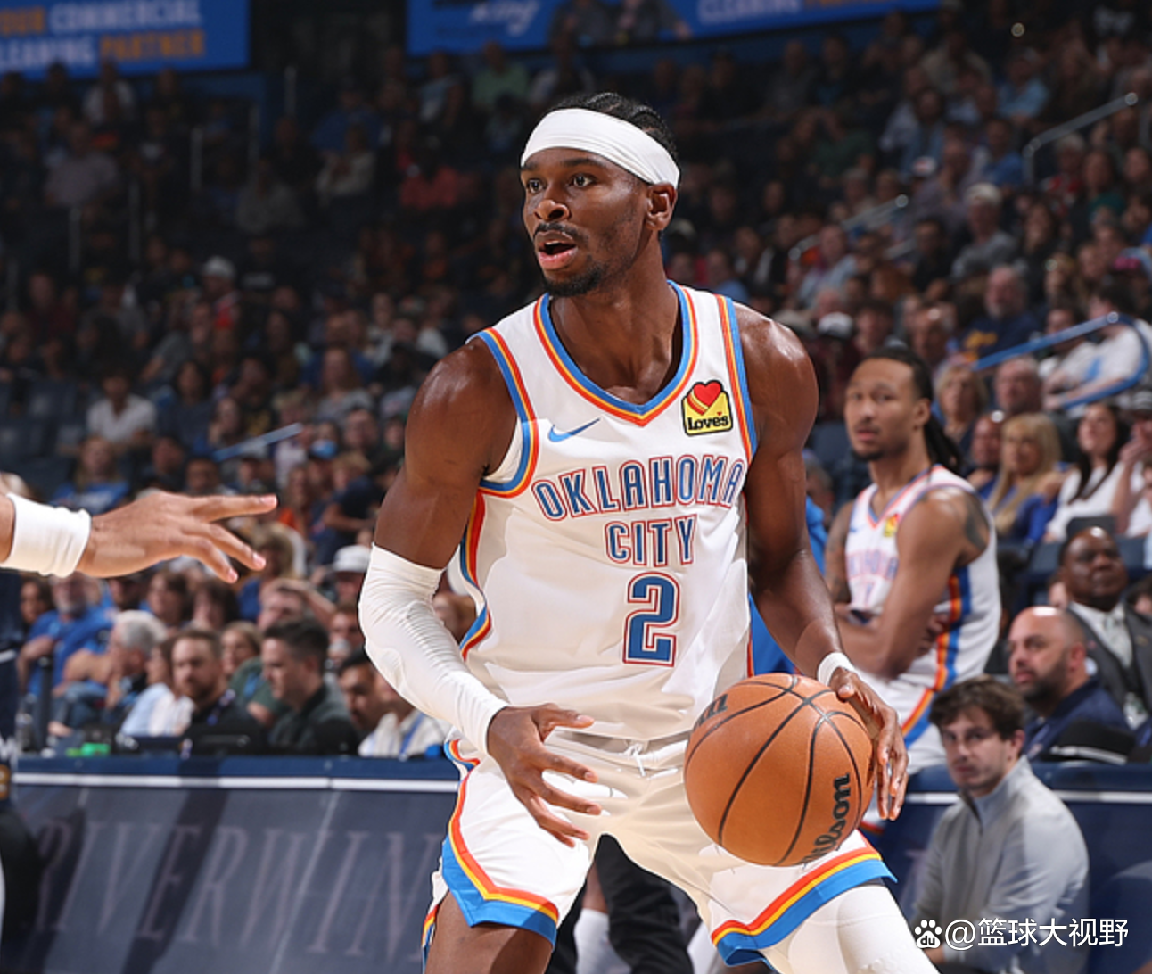 完美体育运营中心-包含掘金客场逆转雷霆，米尔萨普暴扣助球队获胜的词条  第2张